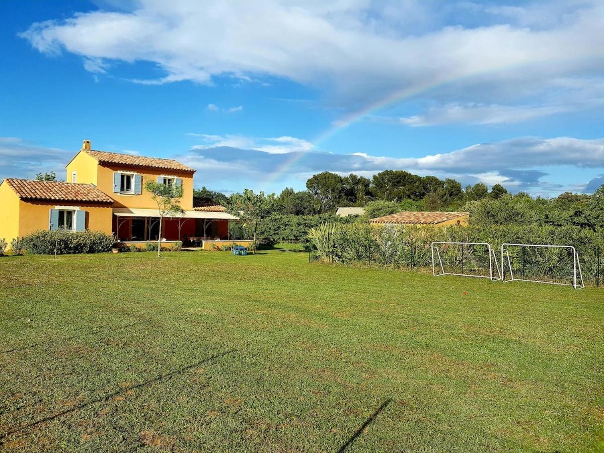 En Provence, Luberon, Villa Avec Piscine A Maubec ภายนอก รูปภาพ