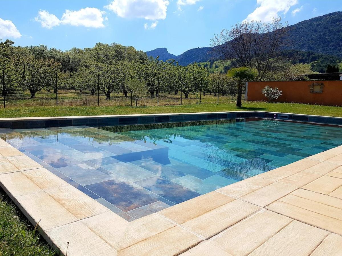 En Provence, Luberon, Villa Avec Piscine A Maubec ภายนอก รูปภาพ